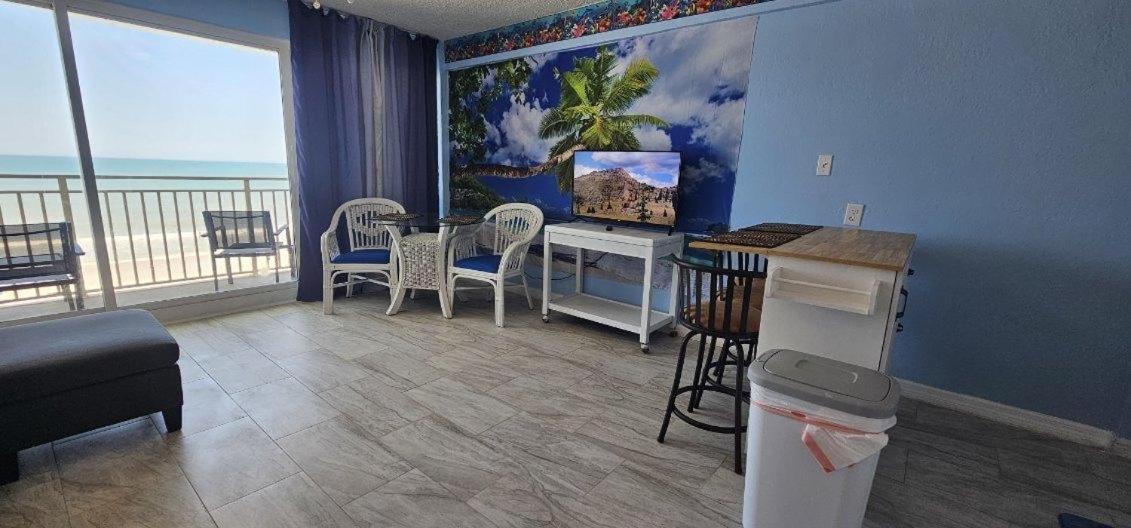 Ocean Breeze - Direct Ocean Front-Pool Is Open Apartment Daytona Beach Luaran gambar