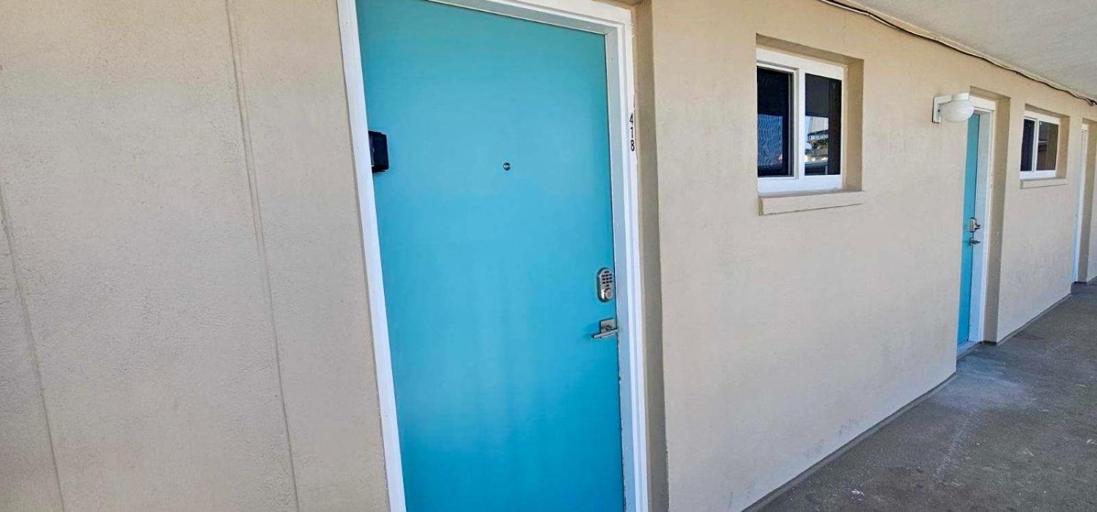 Ocean Breeze - Direct Ocean Front-Pool Is Open Apartment Daytona Beach Luaran gambar